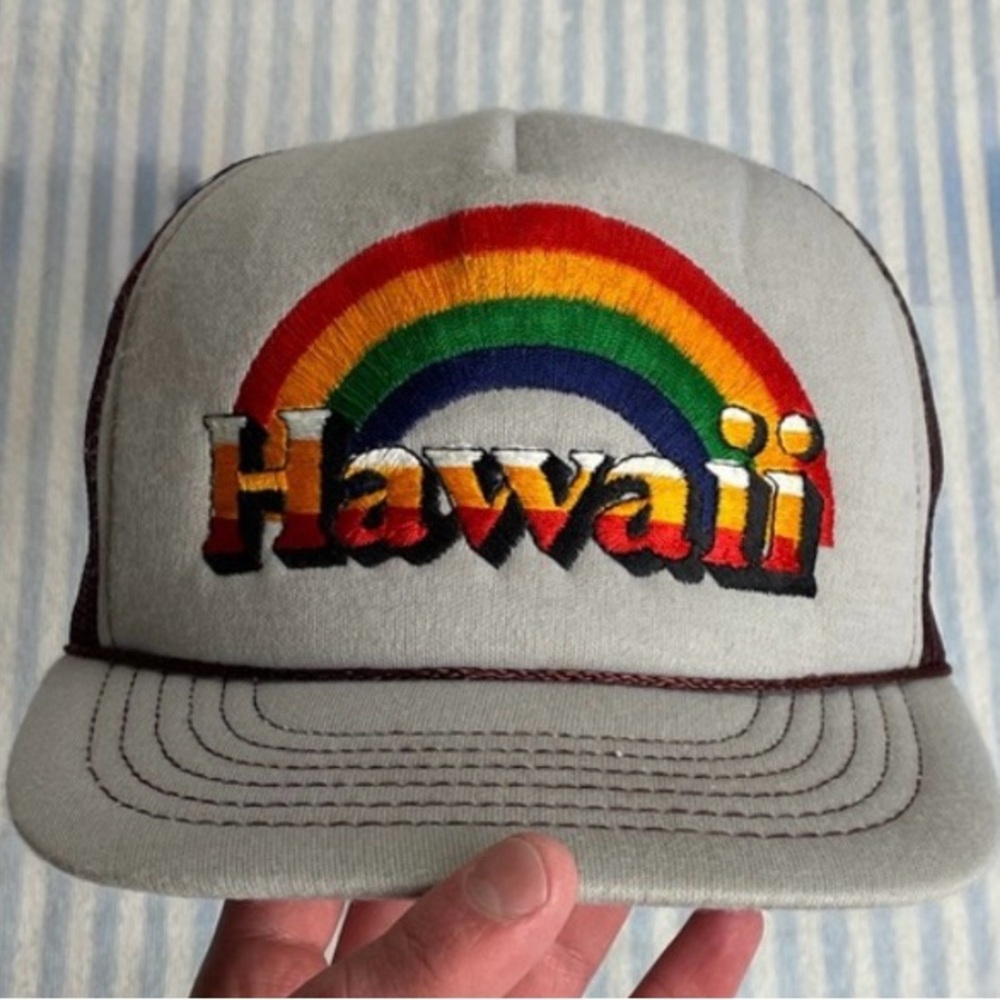 80s Hawaii Trucker Hat Embroidered Rainbow Tourist Maroon Brown Gray Vintage